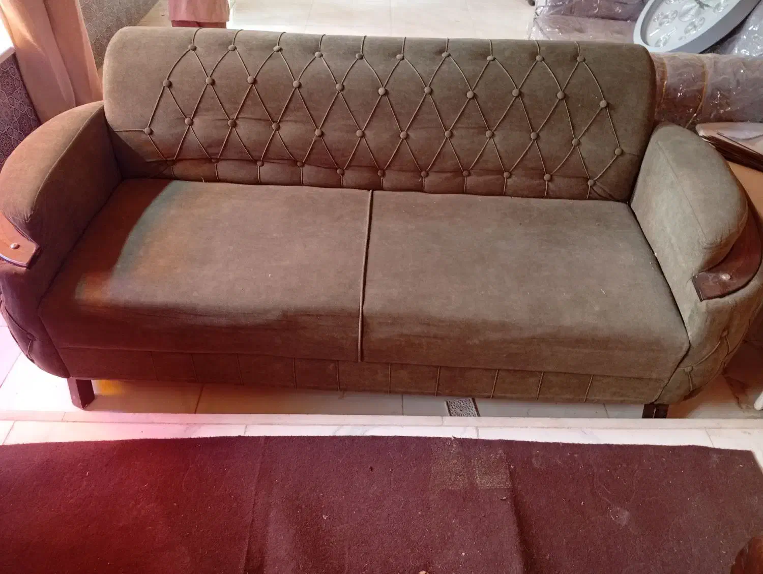 مبل|مبلمان خانگی و میز عسلی|شیراز, لب آب|دیوار