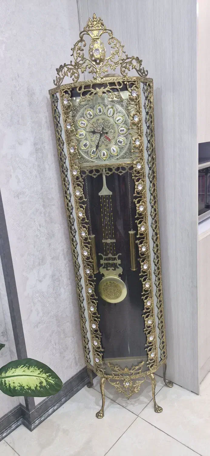 ساعت ایستاده برنجی در حد نو|ساعت دیواری و تزئینی|کهریزک, |دیوار