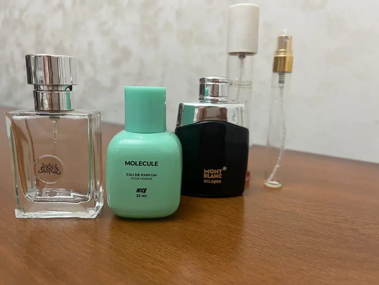 شیشه خالی ادکلن|آرایشی، بهداشتی، درمانی|تبریز, |دیوار