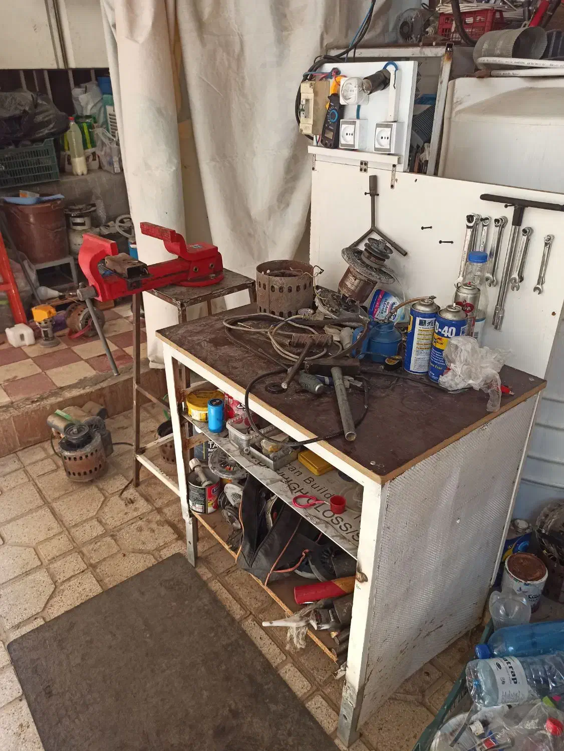 تاسیسات ساختمانی سعادت|خدمات پیشه و مهارت|شیراز, تندگویان|دیوار