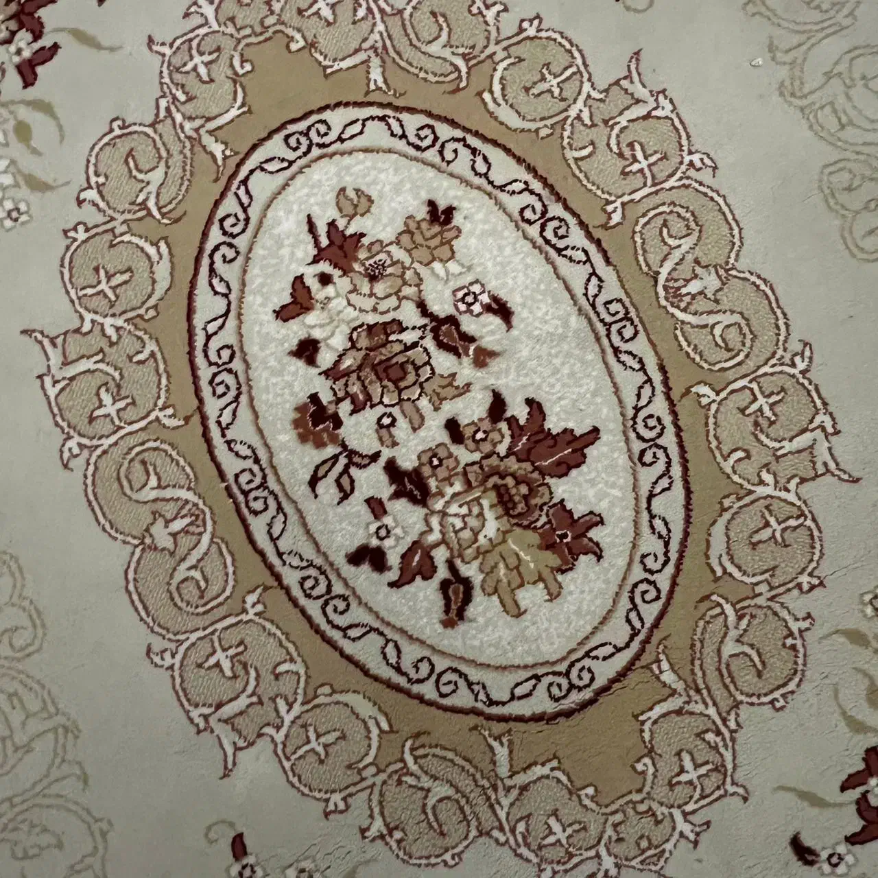 فرش ماشینی بیضی شکل 2متر در 1/5متر|فرش|تبریز, |دیوار