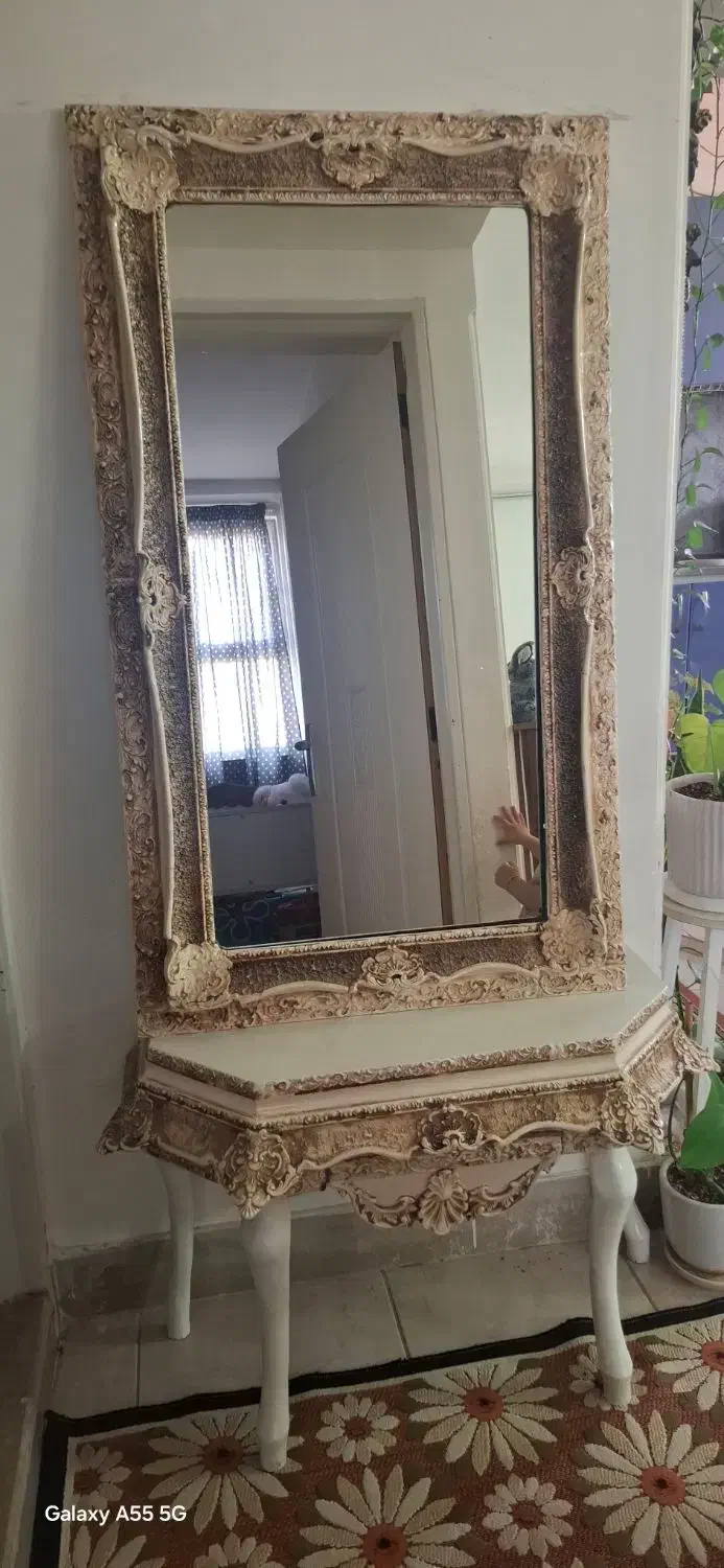 آینه|آینه|قم, پردیسان|دیوار