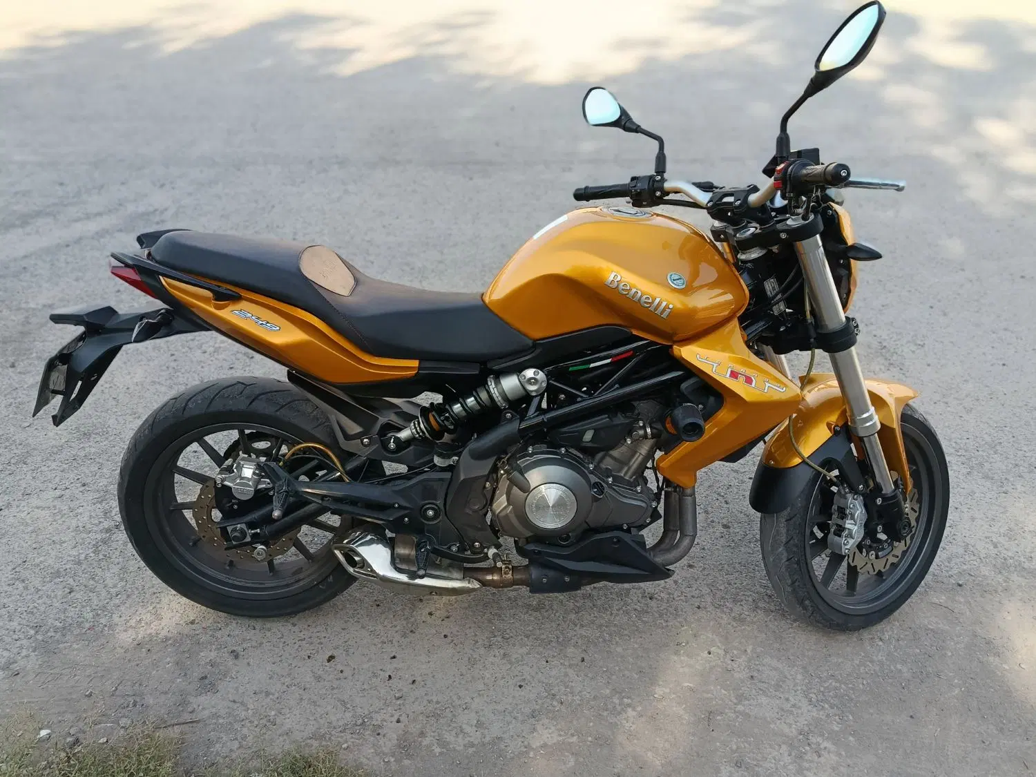 benelli300|موتورسیکلت|قم, زنبیل آباد|دیوار