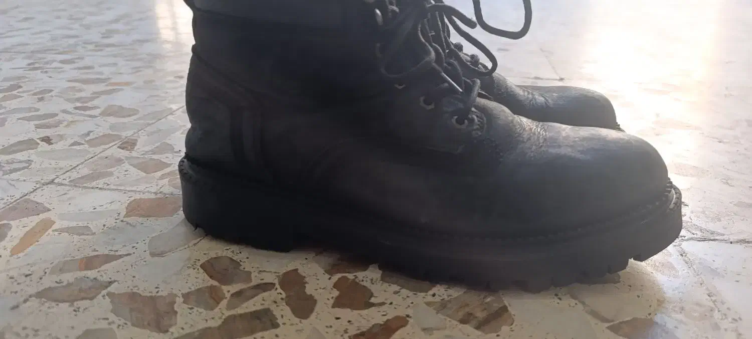 پوتین|کیف، کفش، کمربند|آستارا, |دیوار