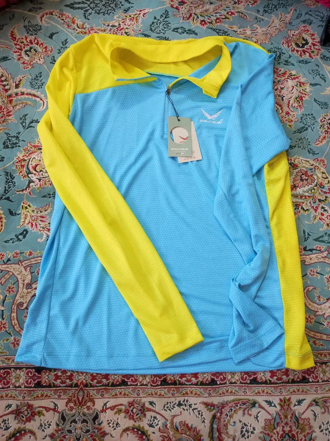 لباس کوهنوردی|لباس|شیراز, سفیرشمالی|دیوار