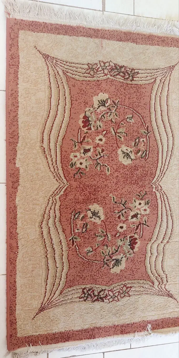 فرش و دو عدد پادری رنگ کرم صورتی|فرش|تهران, علم و صنعت|دیوار