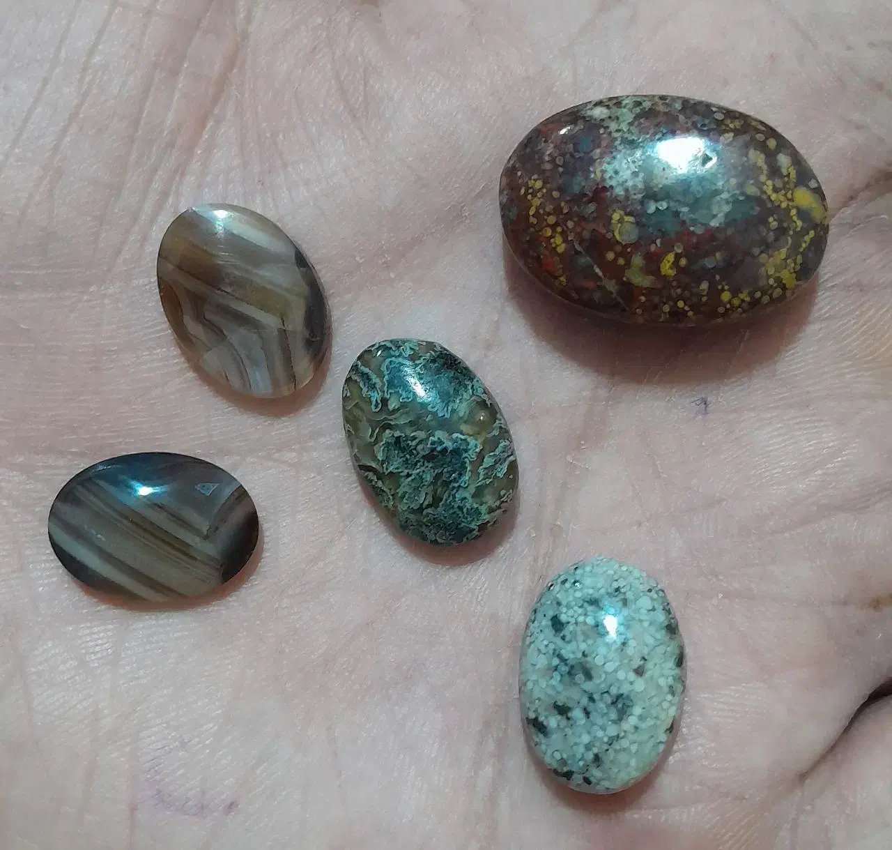 سنگ|جواهرات|صدرا-فارس, فاز ۲|دیوار