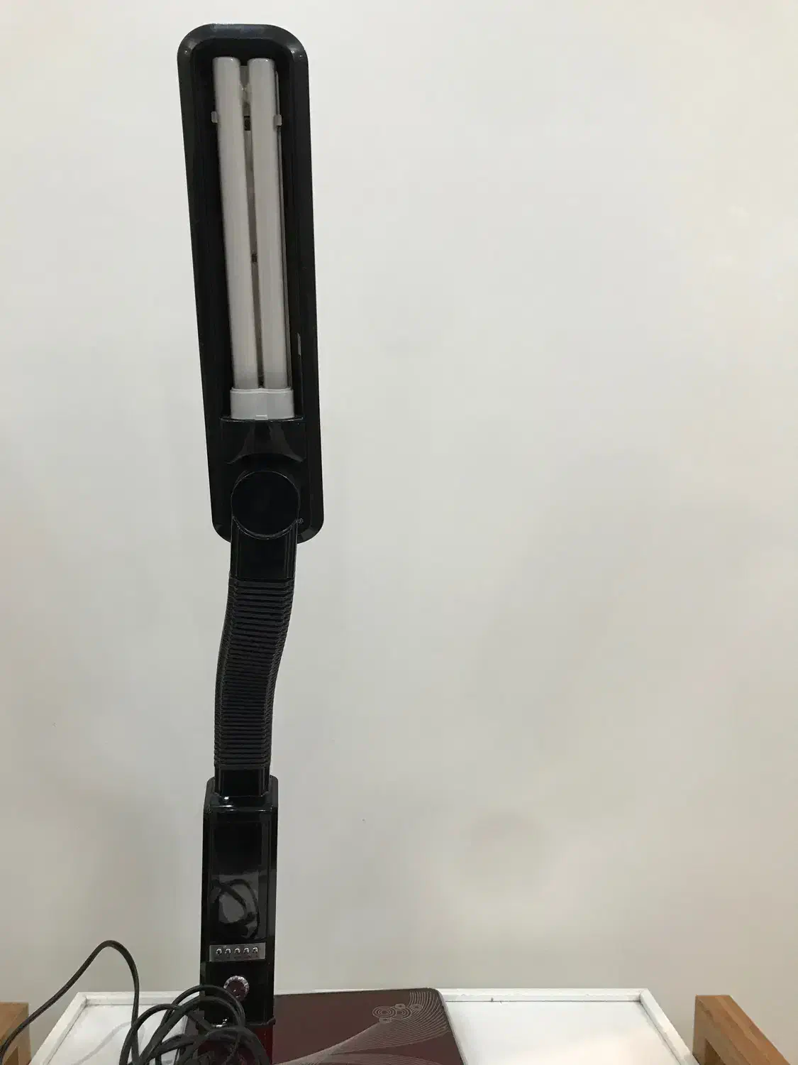 چراغ مطالعه پر قدرت|لامپ و چراغ|تهران, صادقیه|دیوار