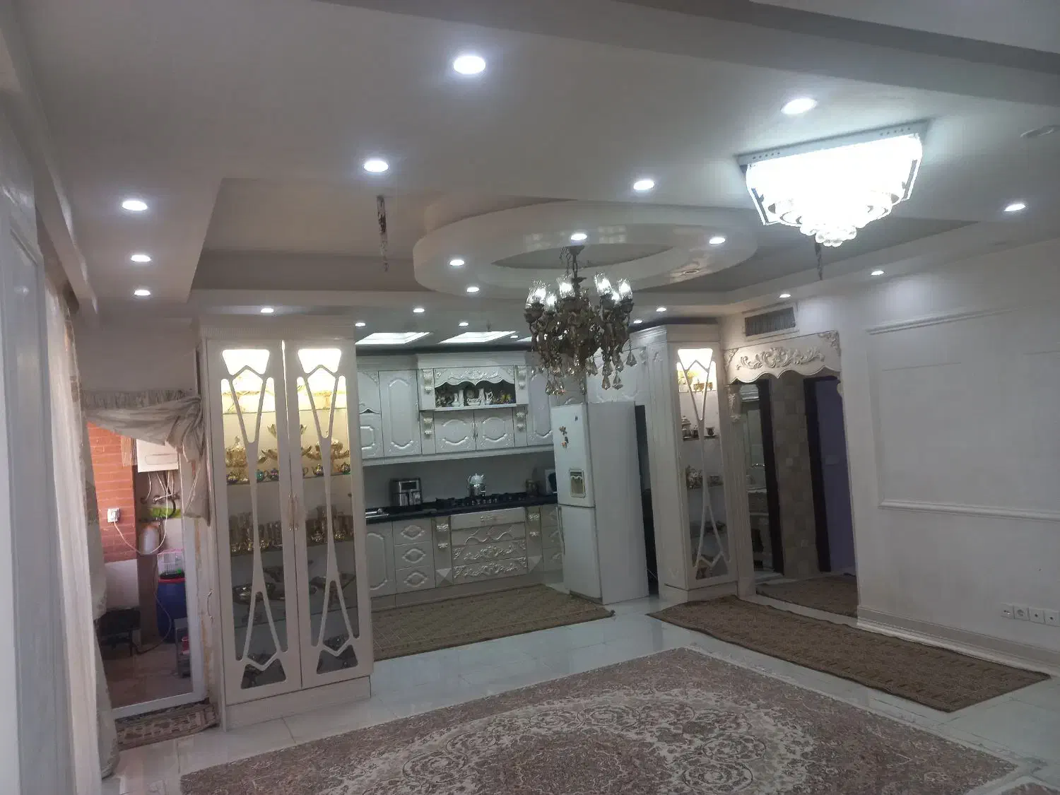 اپارتمان ۹۰ متری نوساز تهاتر با کلنگی|فروش آپارتمان|ری, شهادت|دیوار