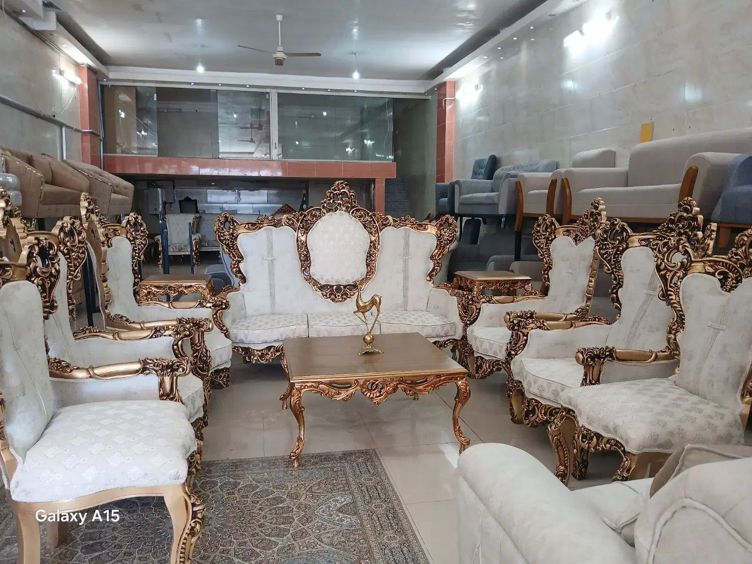 مبل سلطنتی ۷نفره و۹نفره|مبلمان خانگی و میز عسلی|کاشمر, |دیوار