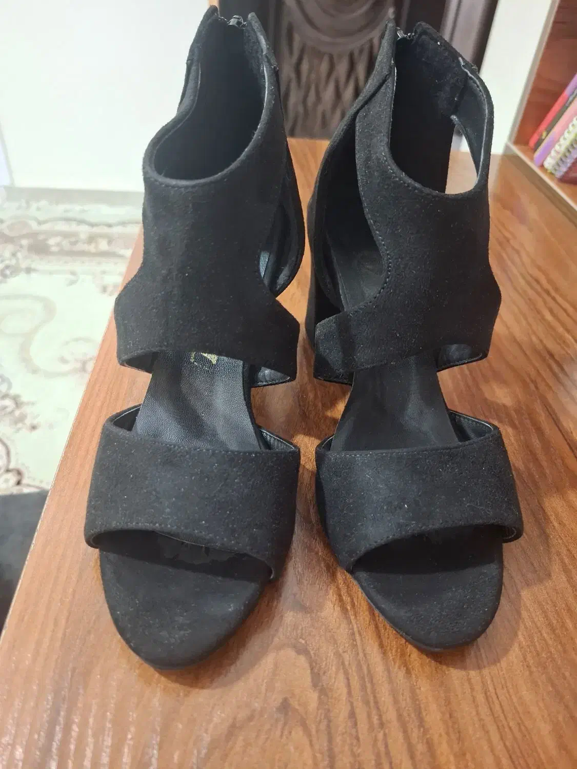 کفش مجلسی|کیف، کفش، کمربند|مرند, |دیوار