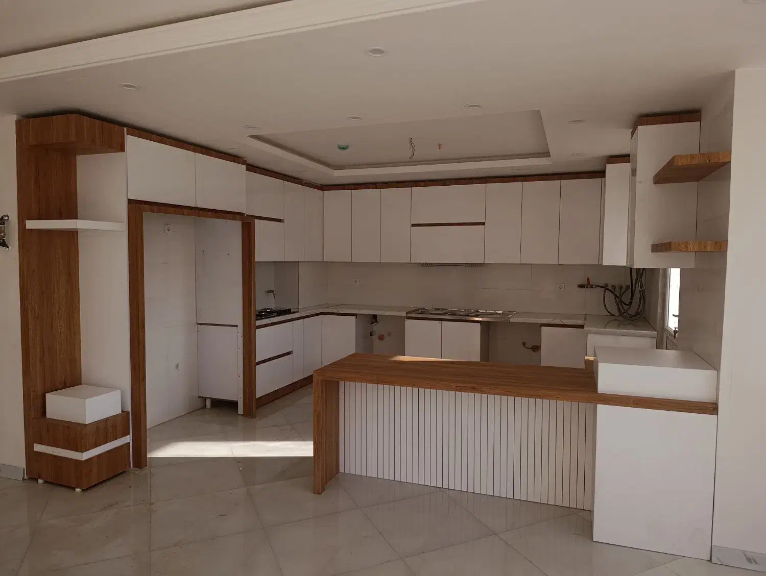 کابینت (بدنه mdf  درب هایگلاس )|مصالح و تجهیزات ساختمان|اراک, |دیوار