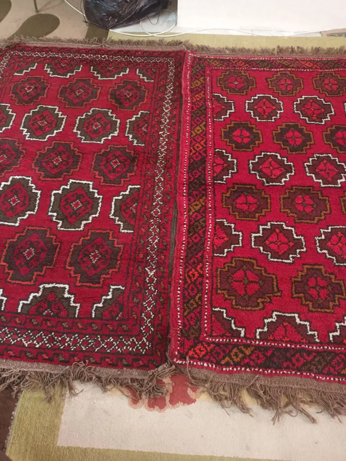 قالیچه دستبافت پشم پا نخورده ۴ و۲ متری به قیمت منا|فرش|زاهدان, |دیوار