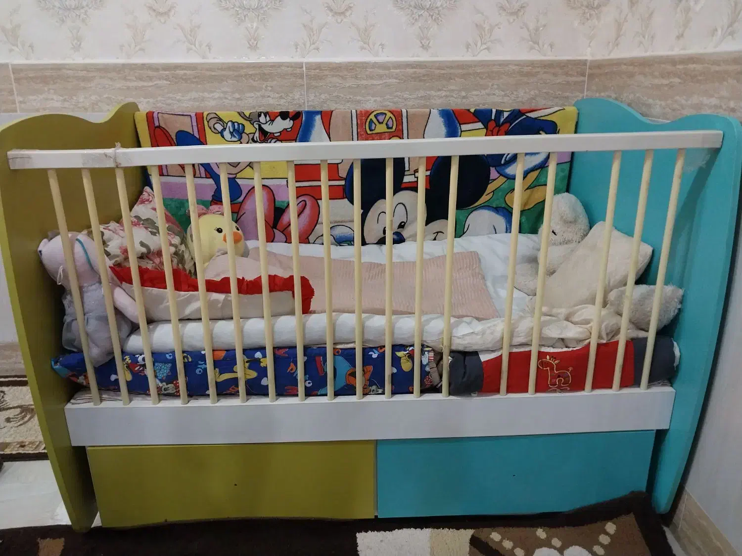 تخت کودک|تخت و صندلی بچه|خرمشهر, |دیوار