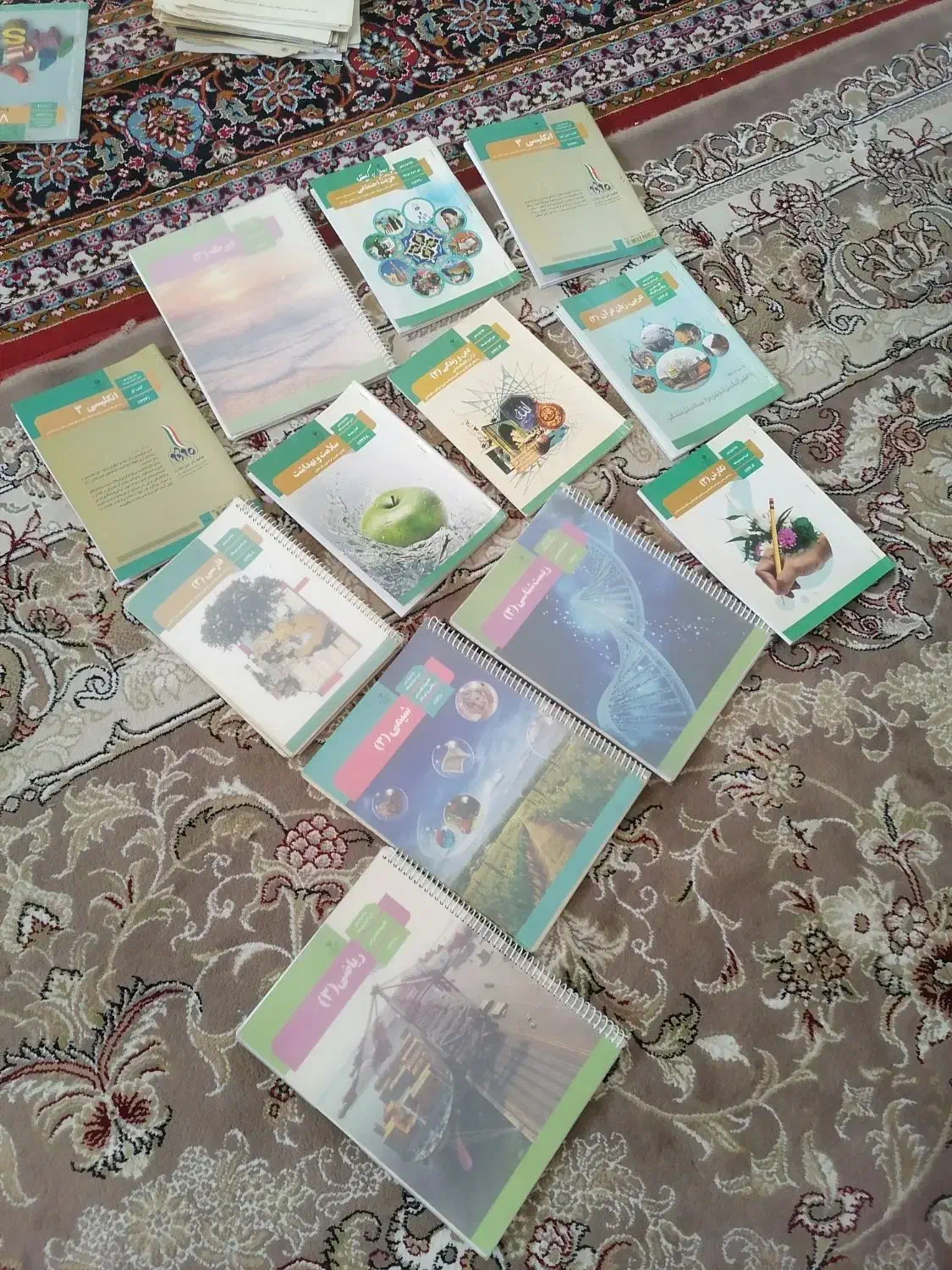 کتابهای درسی و کمک درسی وجزوه تجربی 10و11و12|کتاب و مجله آموزشی|ساری, |دیوار