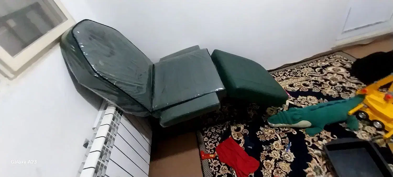 تخت آرایشگاهی|تخت و سرویس خواب|دماوند, گیلاوند|دیوار