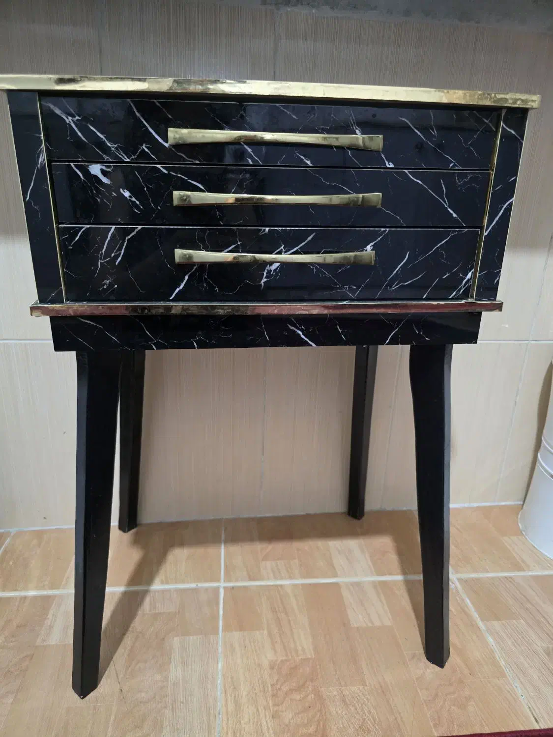 آینه کنسول.سرویس خواب|تخت و سرویس خواب|بافت, |دیوار