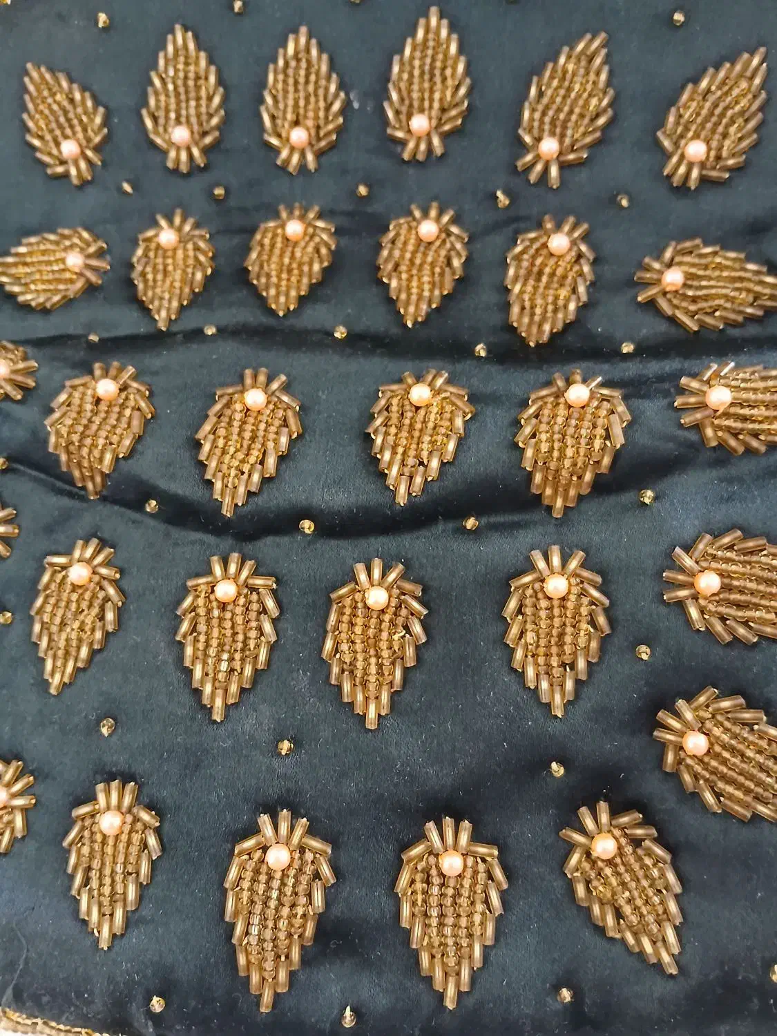 کیف عتیقه مواد دوزی کار دست|کلکسیون اشیاء عتیقه|پردیس, فاز ۳|دیوار