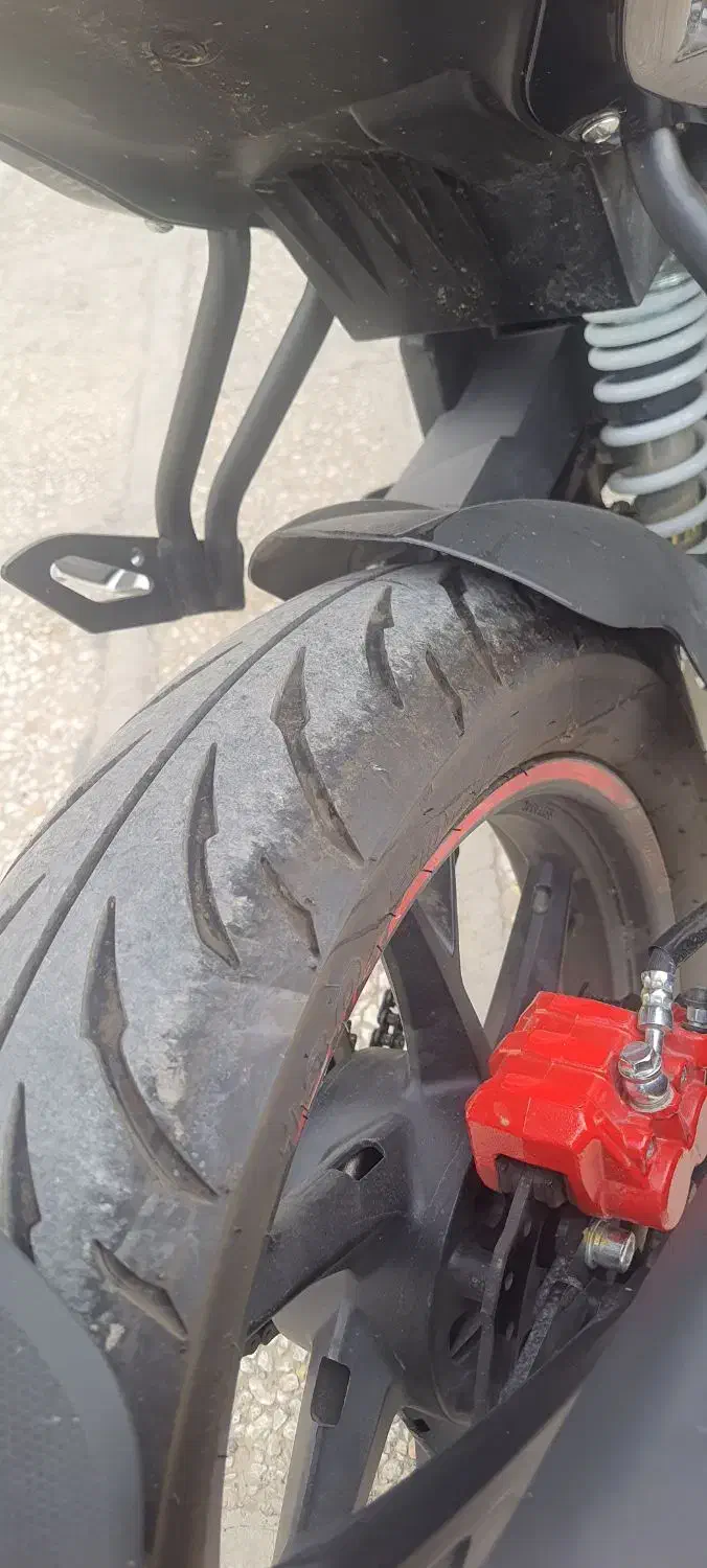 بنلی ۱۸۰ s|موتورسیکلت|رباطکریم, رباطکریم|دیوار