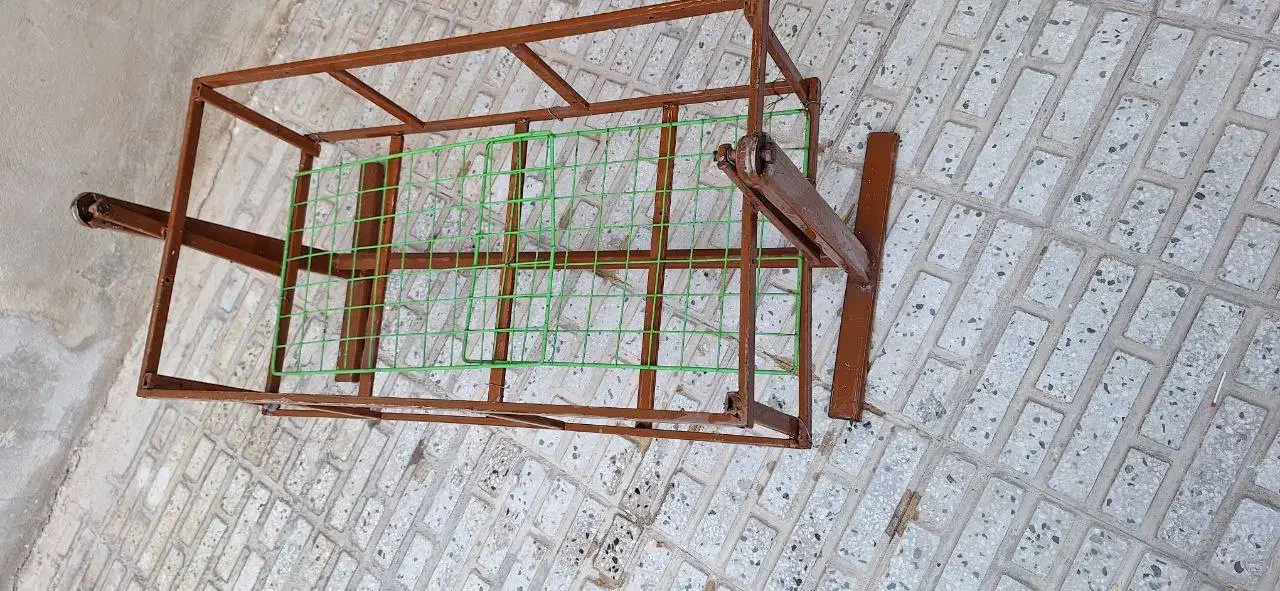 گهواره|تخت و صندلی بچه|اسلام‌‌آباد غرب, |دیوار