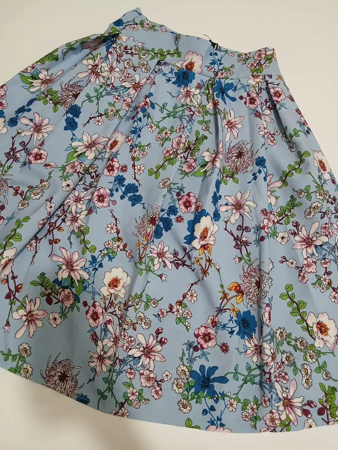 دامن.|لباس|نکا, |دیوار