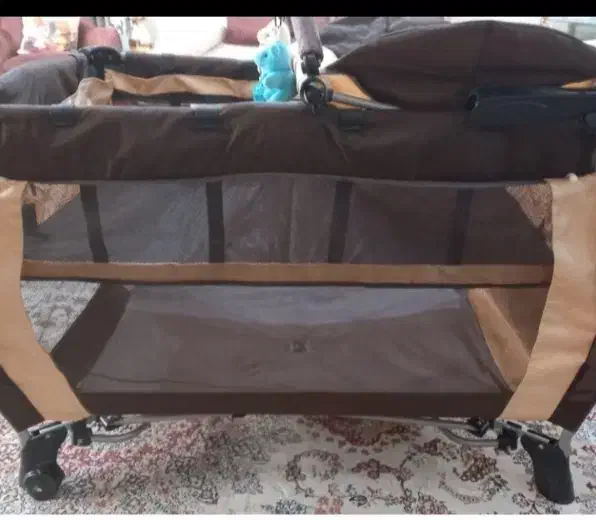 تخت پارک کودک|تخت و صندلی بچه|خرم‌آباد, |دیوار