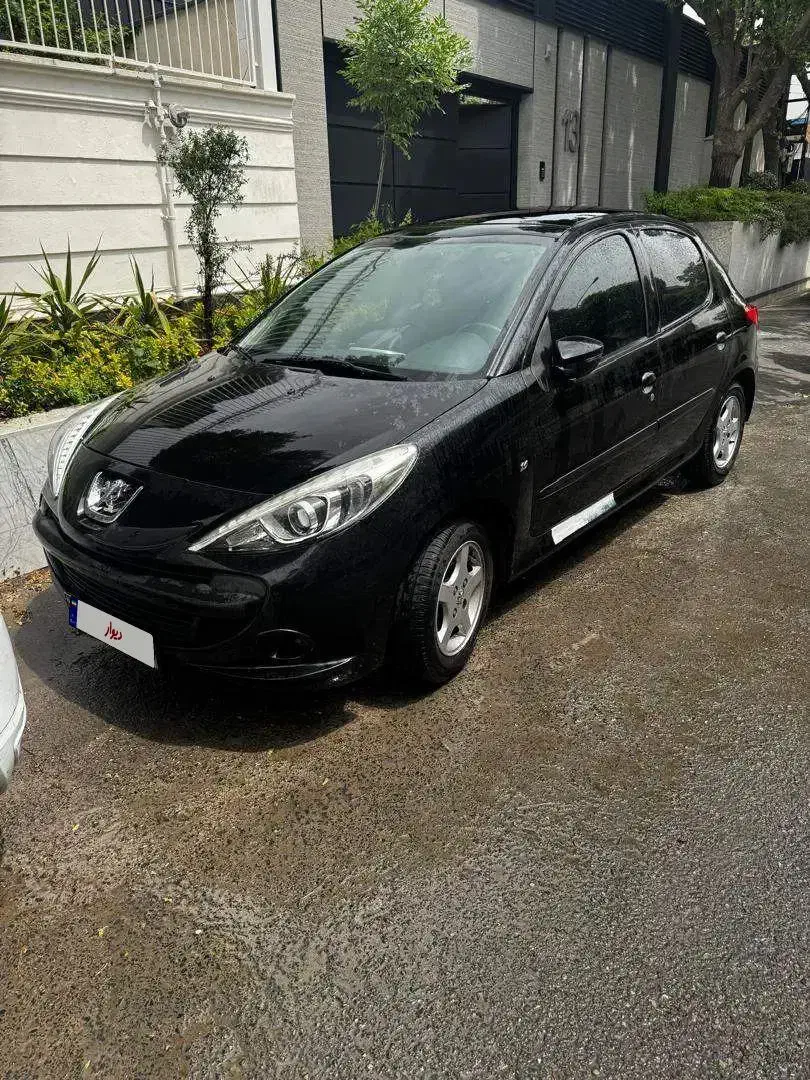 پژو ۲۰۷ دنده‌ای سقف پانوراما مدل ۱۴۰۰|خودرو سواری و وانت|تهران, امانیه|دیوار