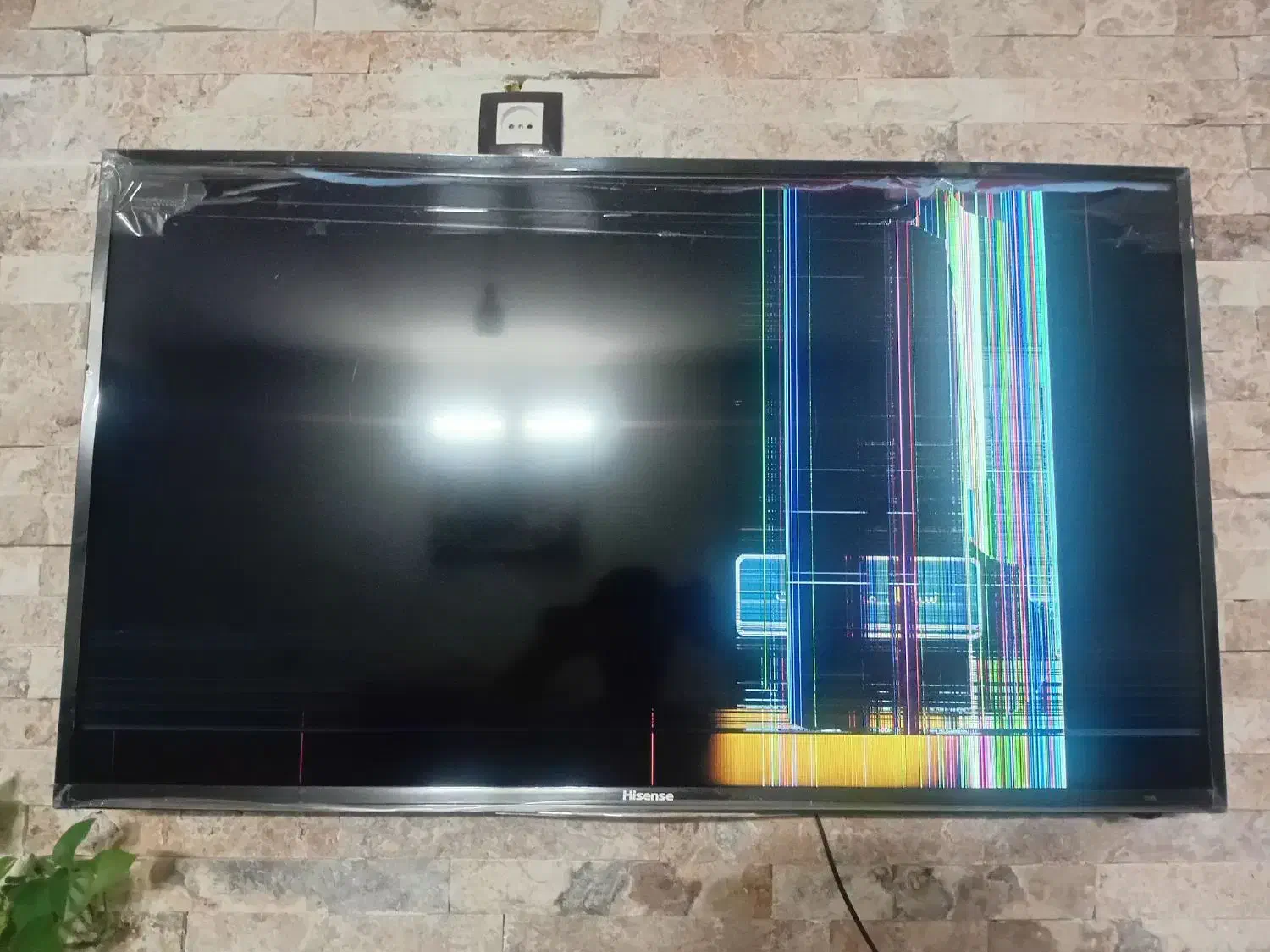 تلوزیون led ۴۳ هایسنس|تلویزیون و پروژکتور|تربت‌حیدریه, منظر|دیوار