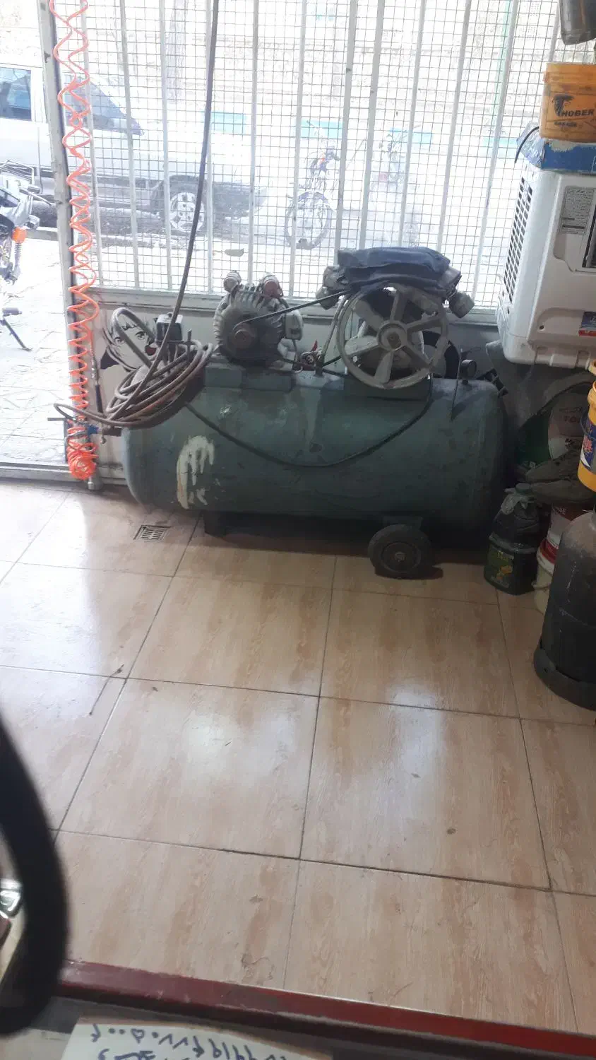 پمپ باد ۲۵۰ لیتری|ابزارآلات|نهاوند, |دیوار