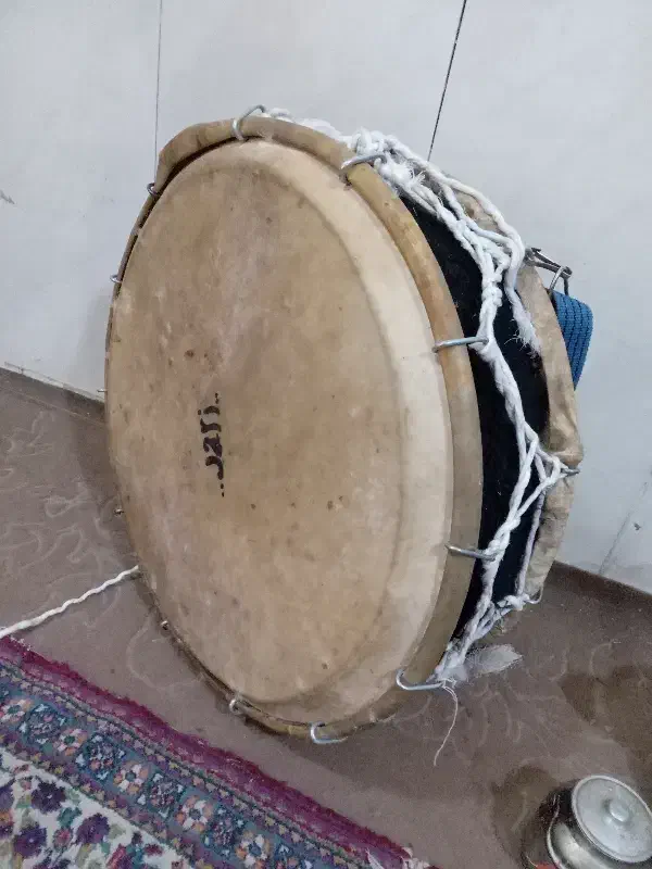 دهل|سازهای سنتی|مشهد, بهار|دیوار