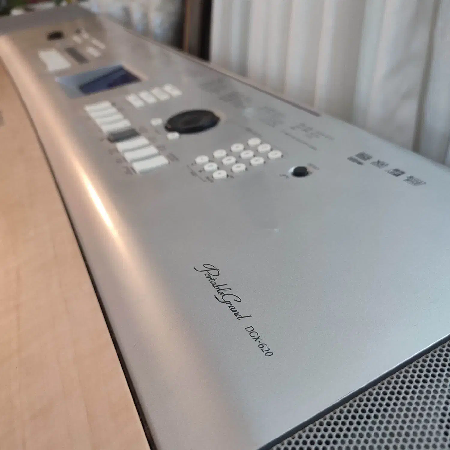 پیانو دیجیتال یاماها Yamaha|پیانو، کیبورد، آکاردئون|گرگان, |دیوار