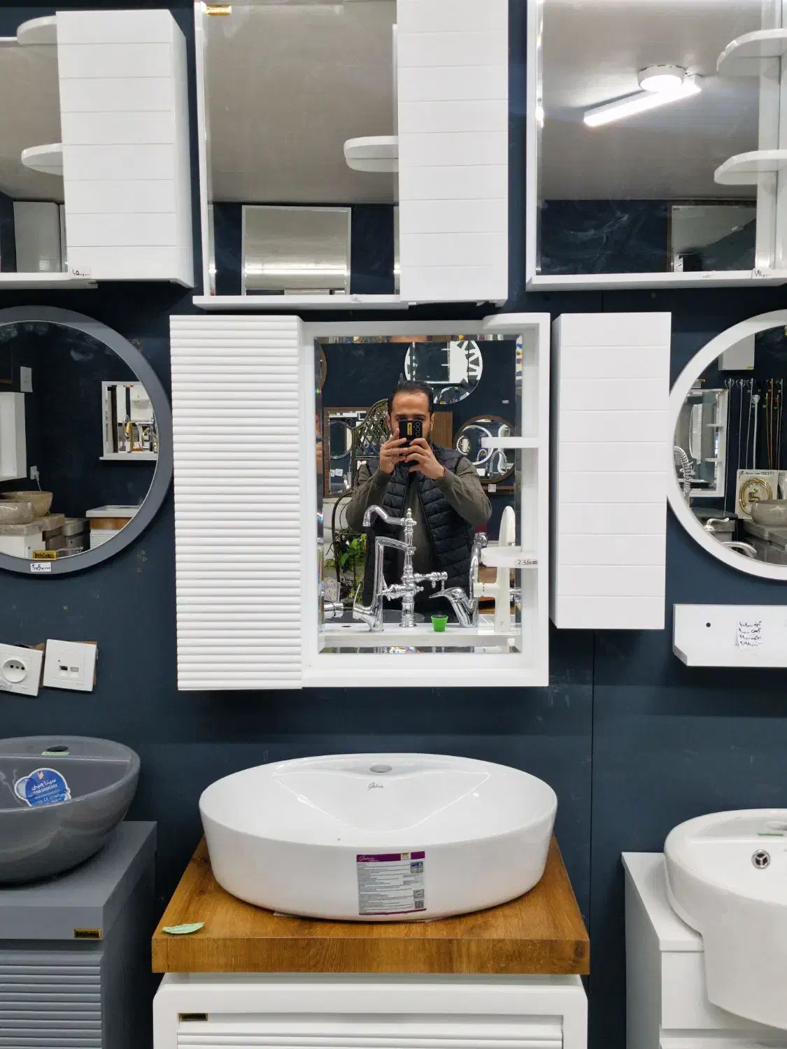 آینه باکسpvc۶۰×۶۰تاقچه دار بامبو(کارگاه تولیدی)|لوازم سرویس بهداشتی|پردیس, فاز ۱|دیوار