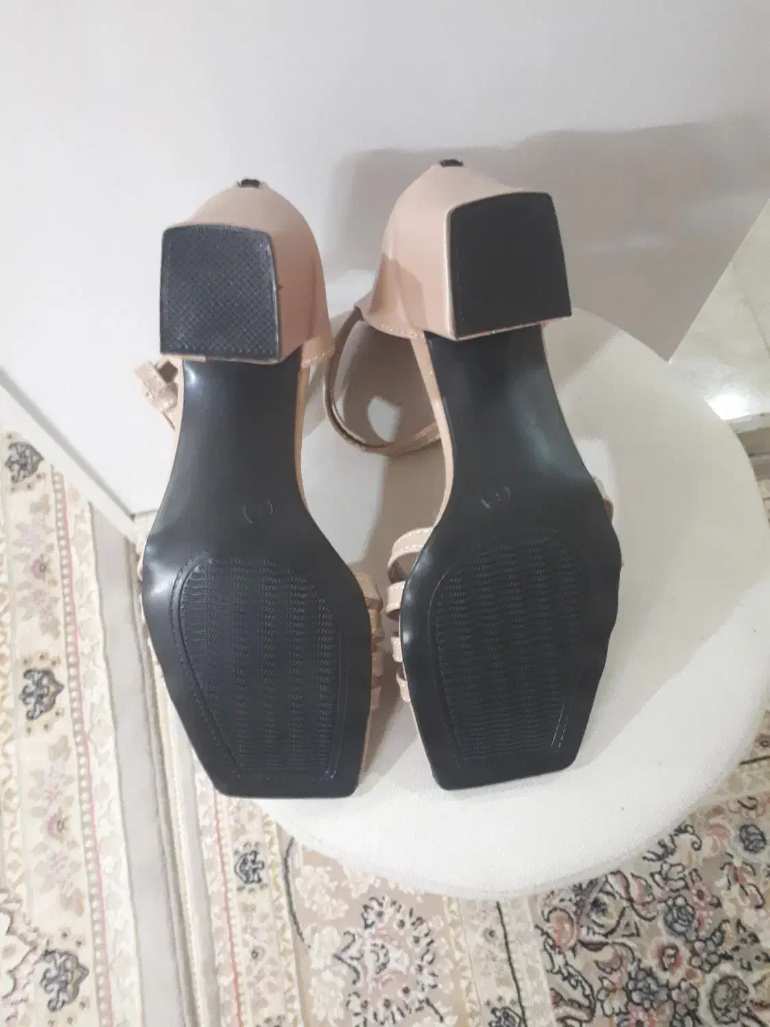 کفش|کیف، کفش، کمربند|سبزوار, کهنه آب|دیوار