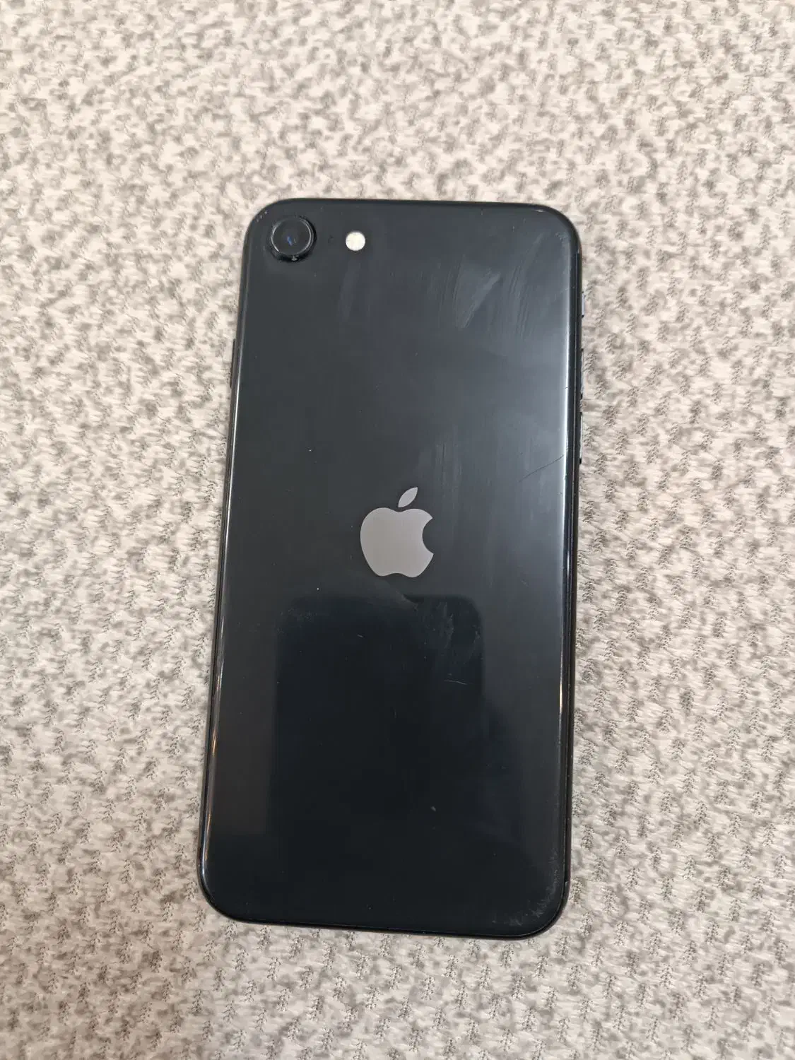 se 2020 128 g ایفون|موبایل|کاشان, امیرکبیر|دیوار