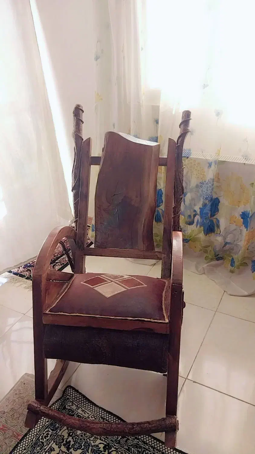 صندلی راک|صندلی و نیمکت|اندیشه, اندیشه فاز ۱|دیوار