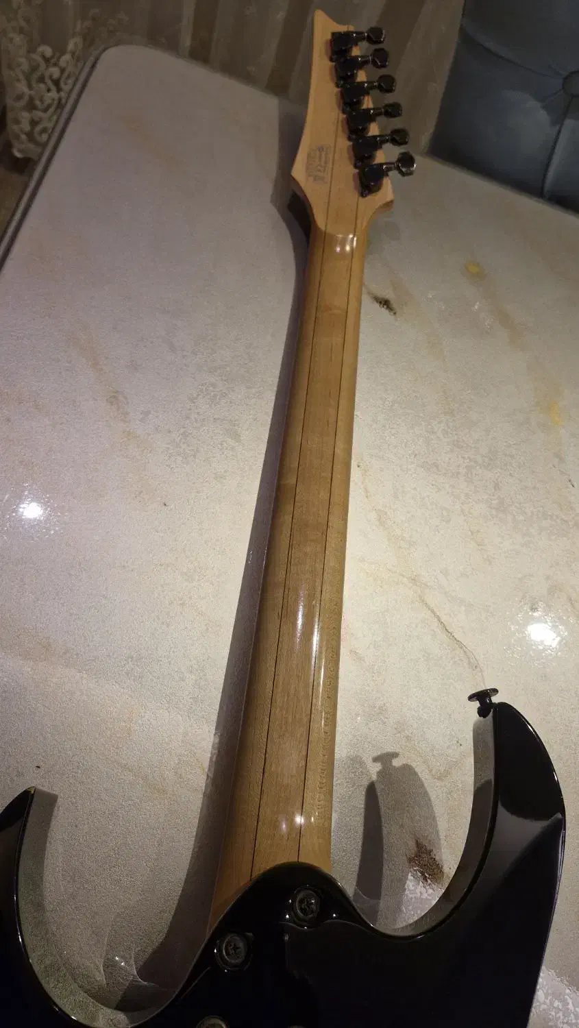 گیتار الکتریک اصل ژاپن|گیتار، بیس، امپلیفایر|رشت, گلسار|دیوار