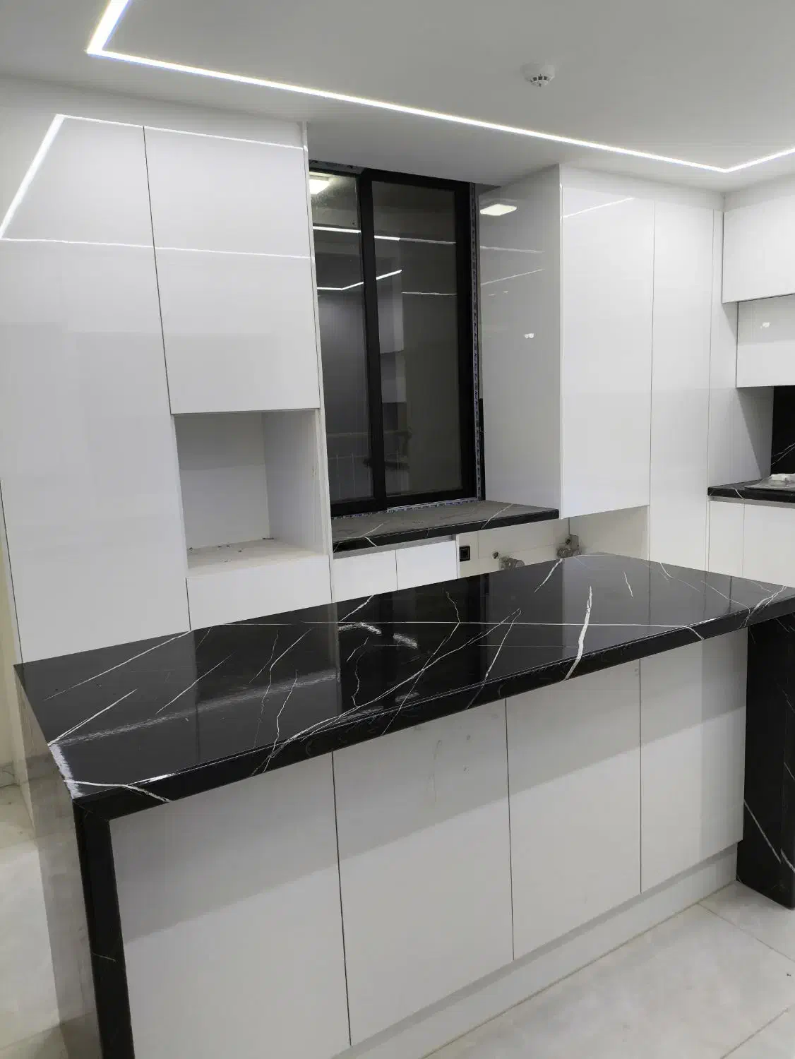 تک واحدی /لوکس/۱۵۰متر/فول امکانات|فروش آپارتمان|شاهین‌شهر, عطار|دیوار