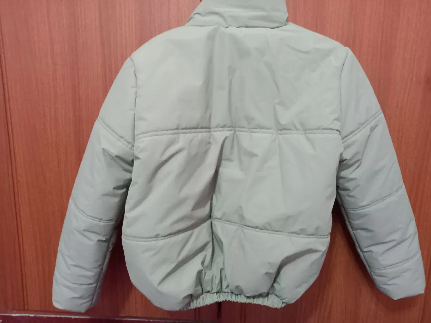 کاپشن|لباس|رشت, کاکتوس|دیوار