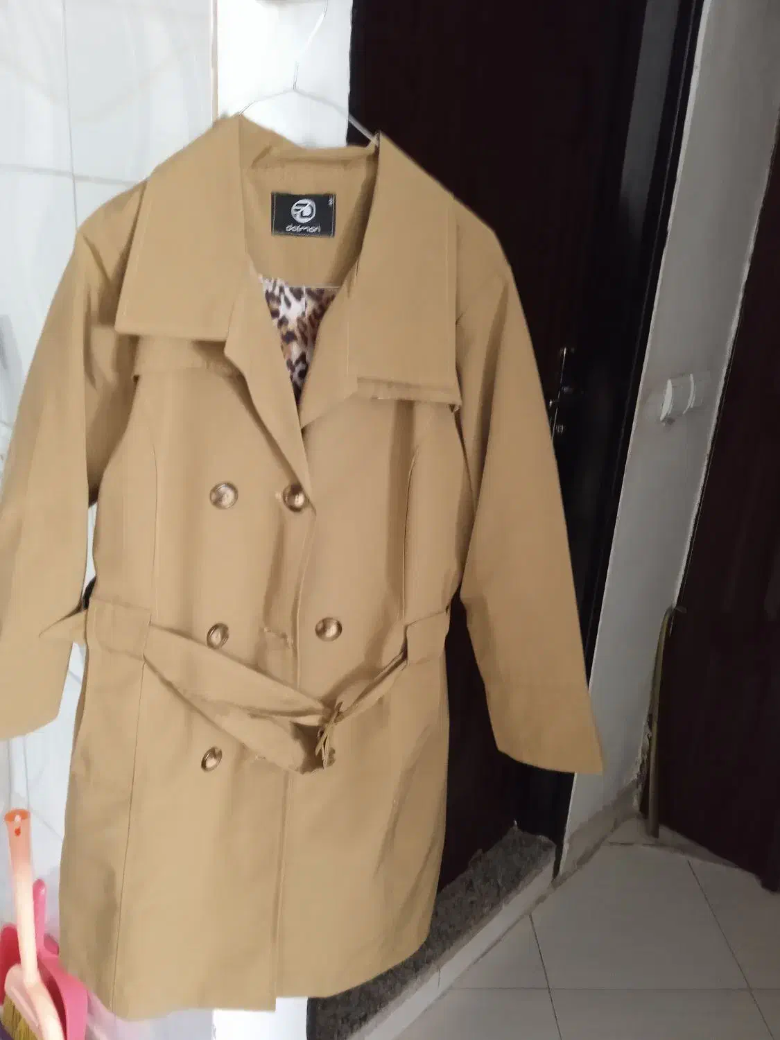 بارانی|لباس|بیرجند, |دیوار