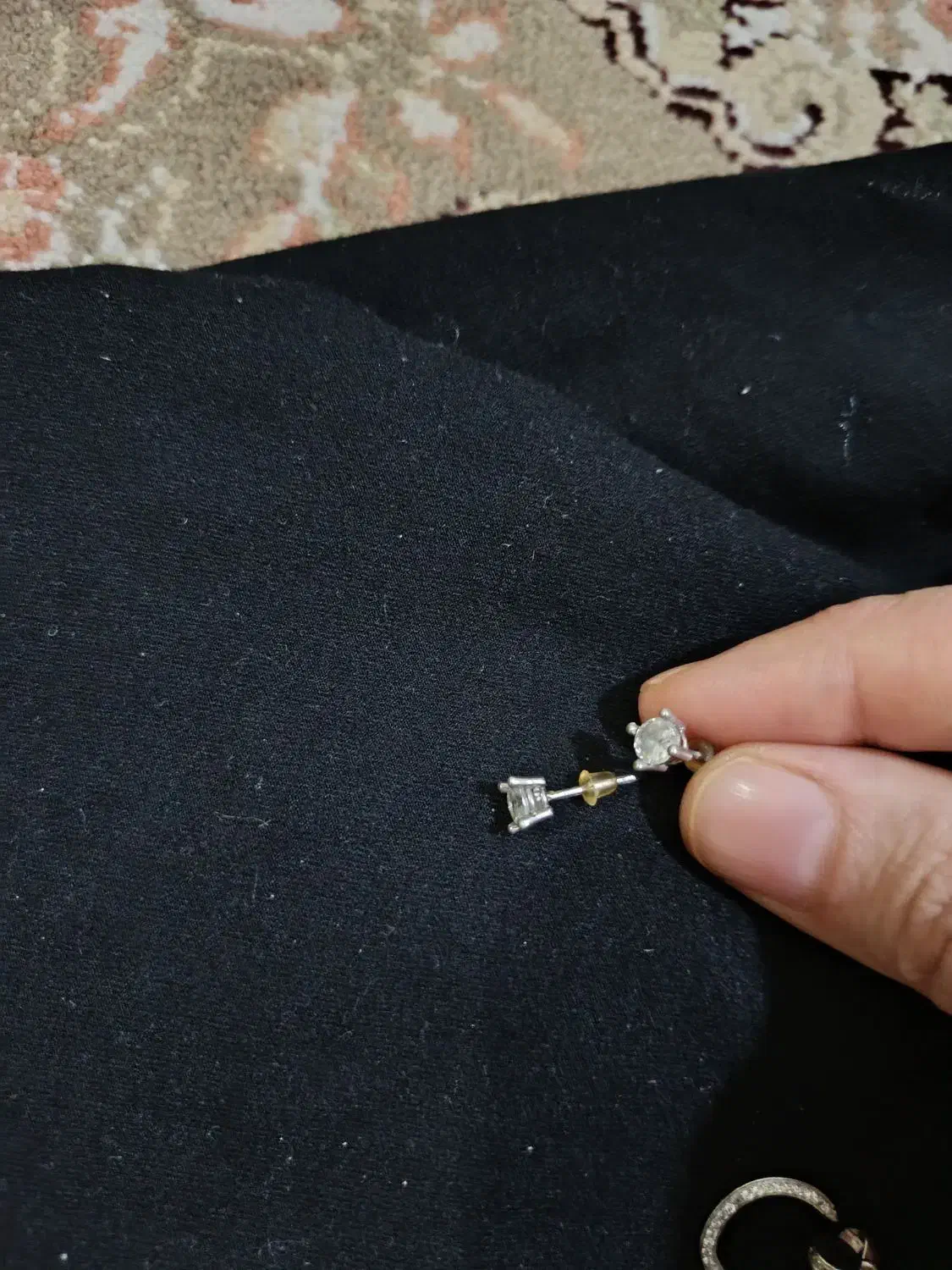 گوشواره میخی نقره و پلاک میخی نقره کادو روز زن|جواهرات|محمدیه-قزوین, |دیوار