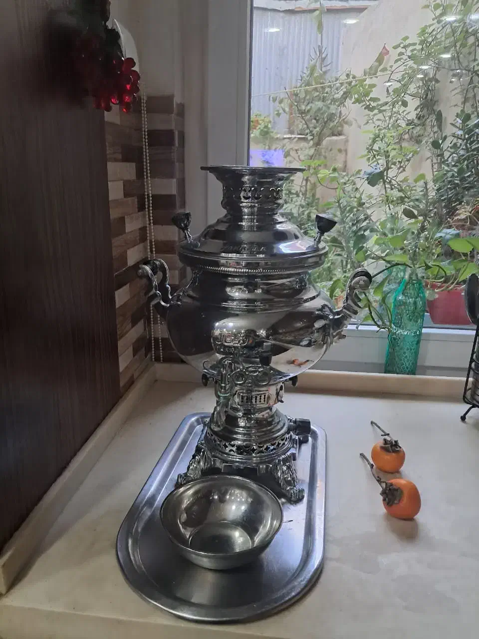 سماور گازی|قوری، کتری، قهوهساز دستی|رشت, باهنر|دیوار