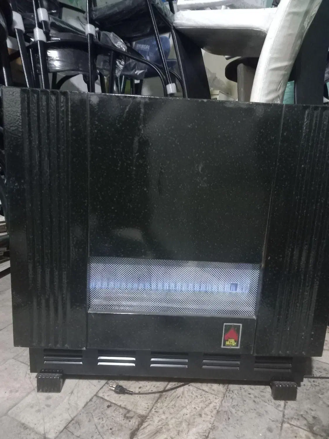 چرم سرخکن بخاری چراغ مطالعه توتال کر جلوپنجره|کیف، کفش، کمربند|همدان, |دیوار