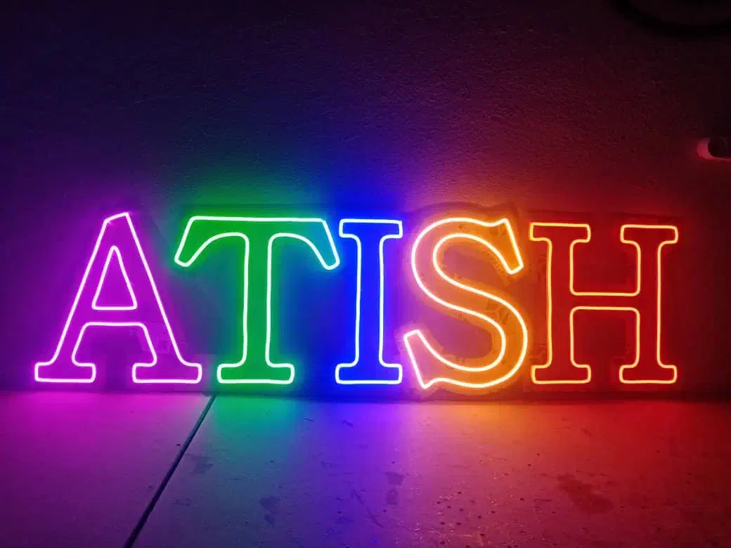 تابلو چلنیوم نیون نئون فلکس حروف برجسته تعمیرات|خدمات پیشه و مهارت|کرج, فاز ۲ مهرشهر|دیوار