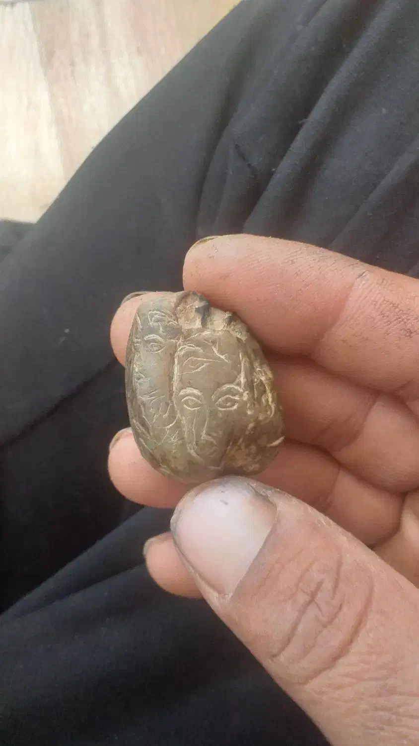 سنگ|زیورآلات و اکسسوری|کارزان, |دیوار