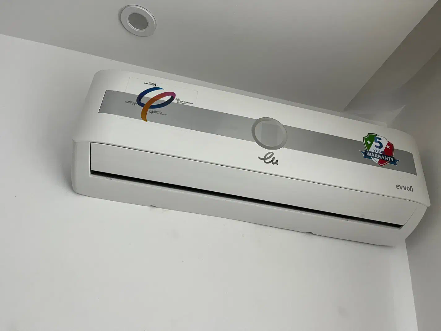 اسپیلت|کولر گازی و فن‌کوئل|سیرجان, |دیوار