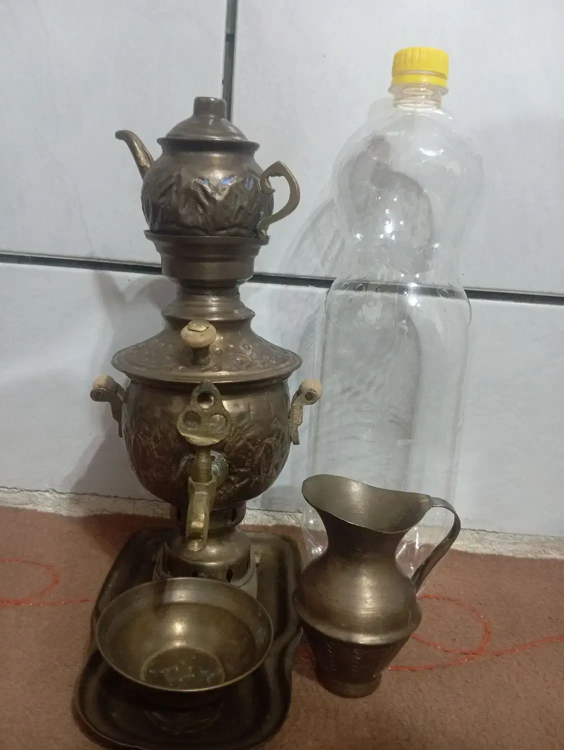 سماور ذغالی عتیقه|کلکسیون اشیاء عتیقه|نجفآباد, شریعتی غربی|دیوار