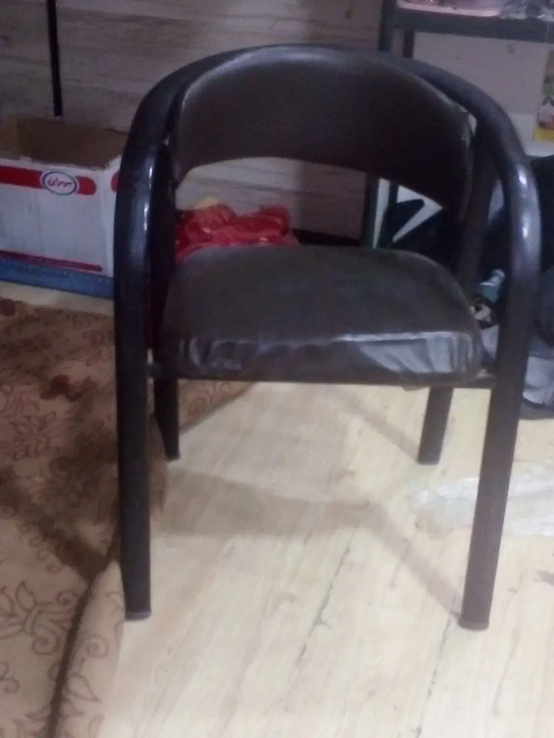 صندلی انتظار|صندلی و نیمکت|یزد, |دیوار