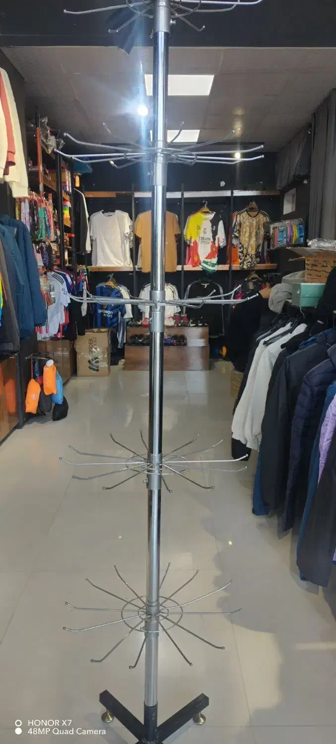 رگال|بندرخت و رخت‌آویز|نیشابور, شهرک بهداری|دیوار