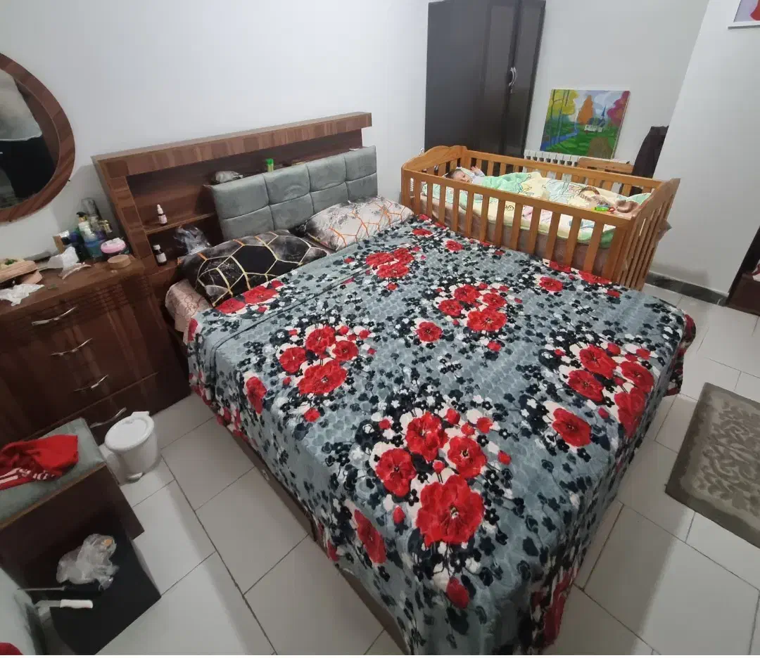 تخت نوزاد کنار تخت مادر|تخت و صندلی بچه|فردیس, شهرک ناز|دیوار