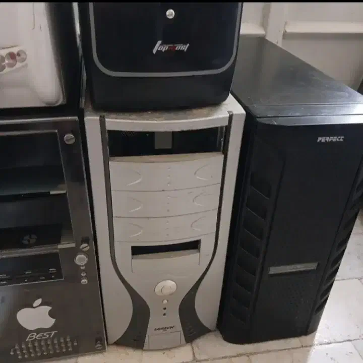 جمع آوری کامپیوتر قدیمی وکیس و مانیتوربه قیمت بالا|قطعات و لوازم جانبی رایانه|خرمدره, |دیوار